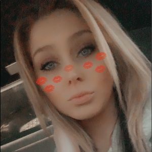 Meet your Posher, Audrey